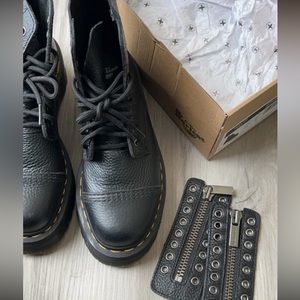 Doc Martens Sinclair Platform Boot Size 8